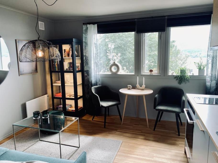Leilighet I Hjertet Av Sunnmore! Sykkylven 외부 사진